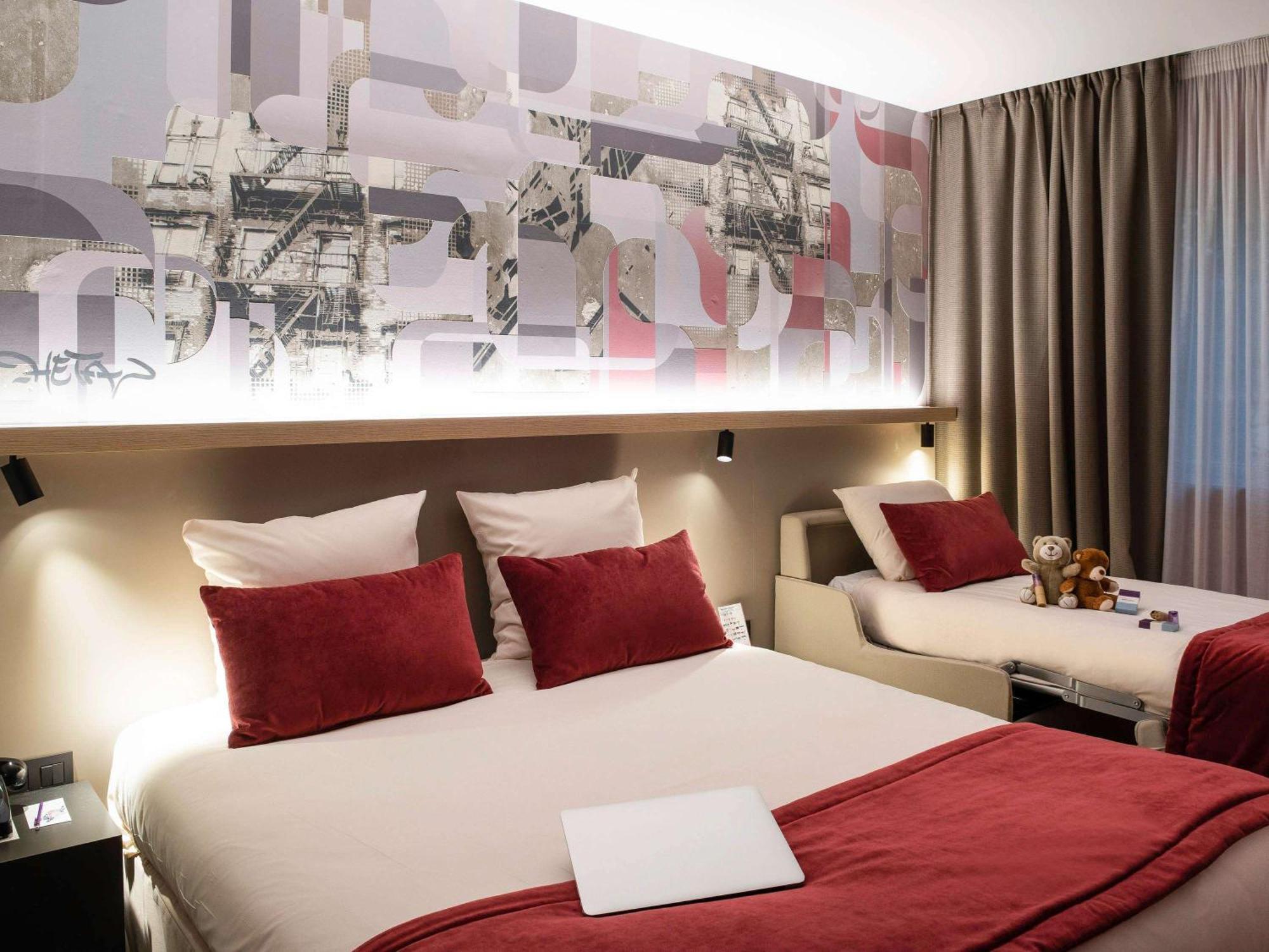 Mercure Lyon Charbonnieres Экстерьер фото